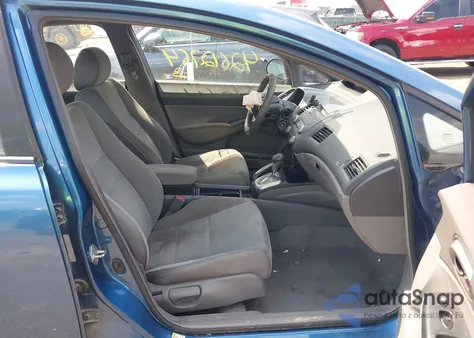 2008 Honda Civic Lx z USA, uszkodzony, nr VIN 1HGFA16568L113172